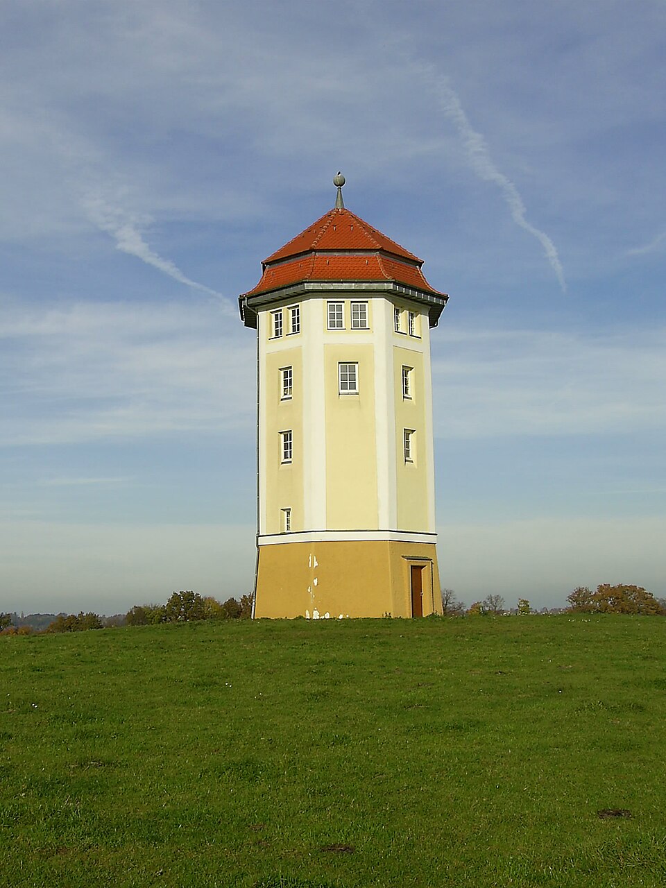 Terrassendach-Fachbetriebe in Abtsgmünd: Wasserturm – Foto: Steffen Felger Terrassendach-Fachbetriebe in Abtsgmünd: Wasserturm