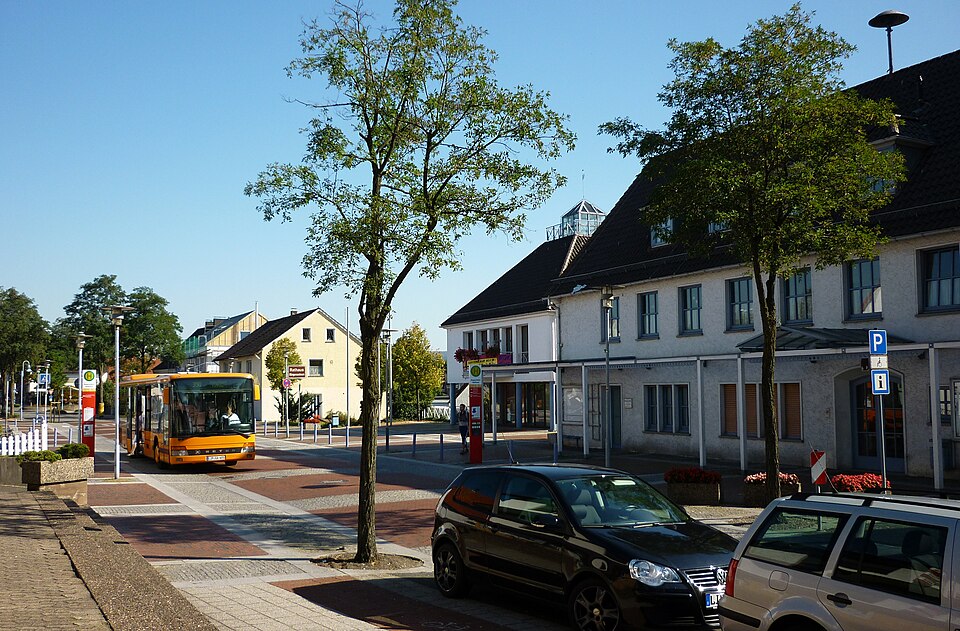Terrassendach-Fachbetriebe in Augustdorf: Rathaus