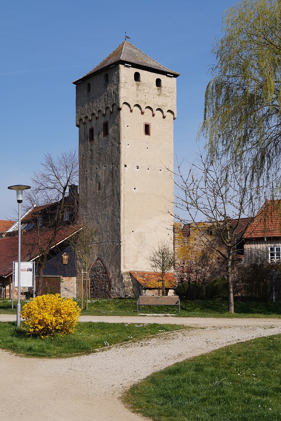 Terrassendach-Fachbetriebe in Babenhausen: Hexenturm – Foto: Lumpeseggl Terrassendach-Fachbetriebe in Babenhausen: Hexenturm