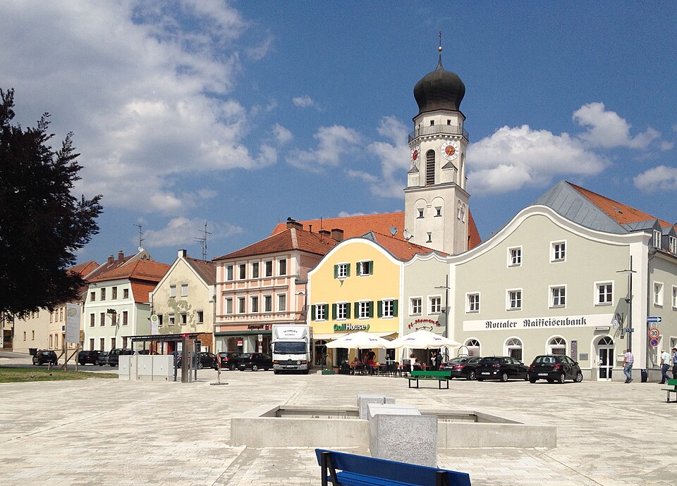 Terrassendach-Fachbetriebe in Bad Griesbach: Stadtplatz – Foto: Aconcagua Terrassendach-Fachbetriebe in Bad Griesbach: Stadtplatz