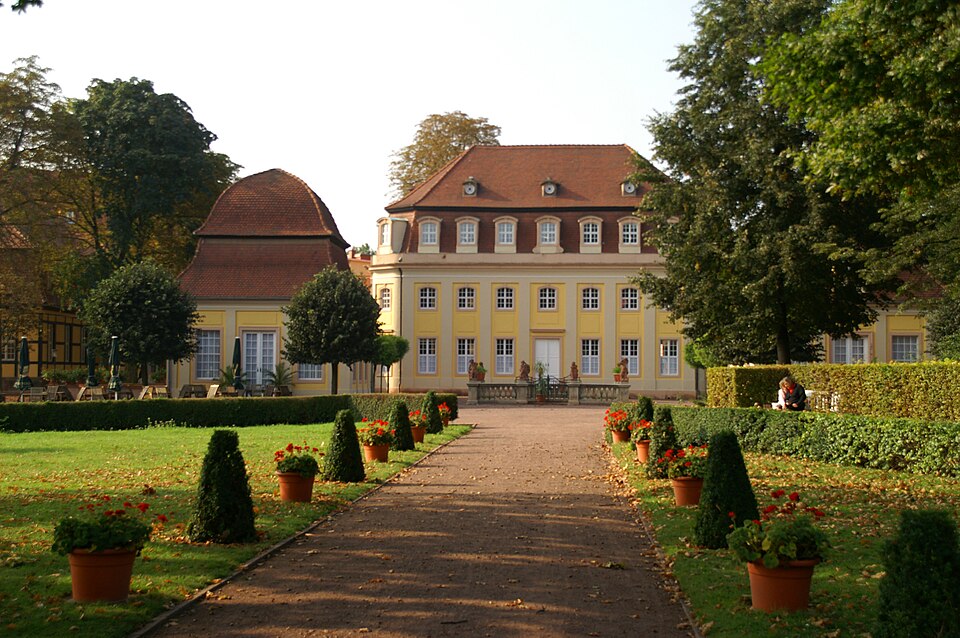 Terrassendach-Fachbetriebe in Bad Lauchstädt: Stadtansicht – Foto: Dundak Terrassendach-Fachbetriebe in Bad Lauchstädt: Stadtansicht