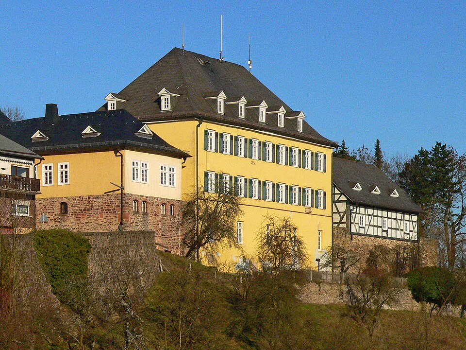 Terrassendach-Fachbetriebe in Battenberg: Stadtansicht