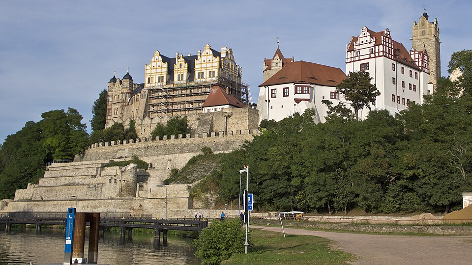 Terrassendach-Fachbetriebe in Bernburg (Saale): Schloss – Foto: Meiert Terrassendach-Fachbetriebe in Bernburg (Saale): Schloss