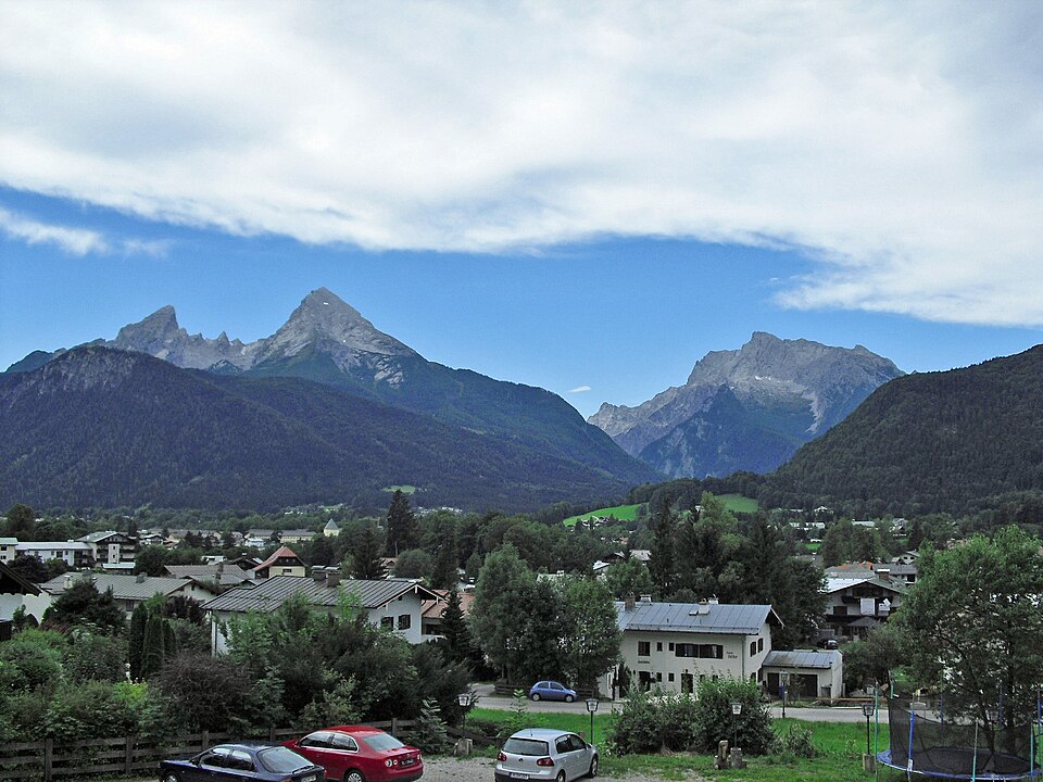 Terrassendach-Fachbetriebe in Bischofswiesen: Stadtansicht – Foto: Papa1234 Terrassendach-Fachbetriebe in Bischofswiesen: Stadtansicht