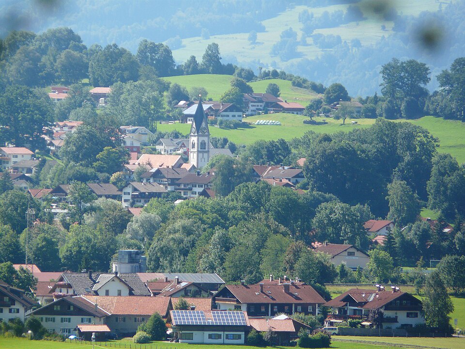 Terrassendach-Fachbetriebe in Blaichach: Burgberg, Ruine Burgberg – Foto: Flodur63 Terrassendach-Fachbetriebe in Blaichach: Burgberg, Ruine Burgberg