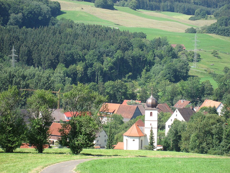 Terrassendach-Fachbetriebe in Blumberg: Stadtansicht – Foto: Stephen Lea Terrassendach-Fachbetriebe in Blumberg: Stadtansicht