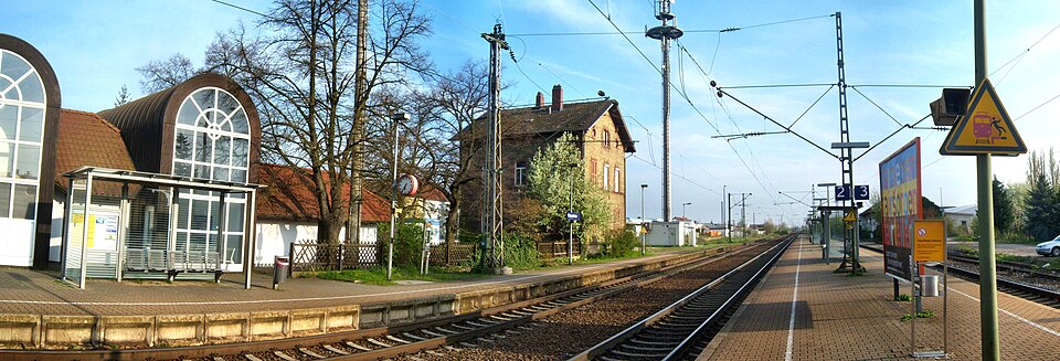 Terrassendach-Fachbetriebe in Bobenheim-Roxheim: Roxheimer Bahnhof