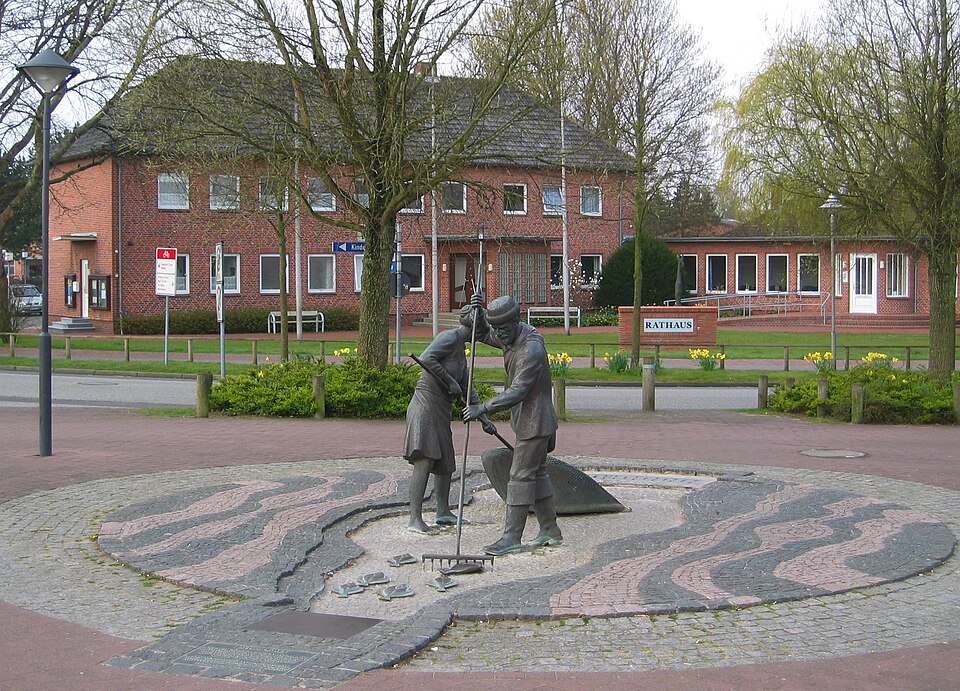 Terrassendach-Fachbetriebe in Böhlen: St Peter Dorf Rathaus – Foto: Photo by User ES01 – de.wikipedia.org Terrassendach-Fachbetriebe in Böhlen: St Peter Dorf Rathaus