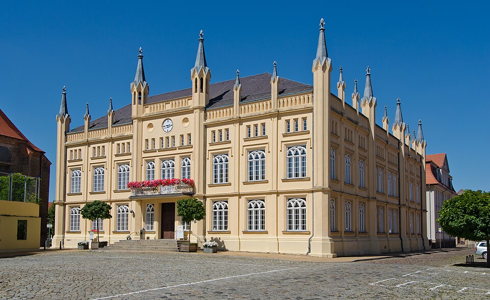 Terrassendach-Fachbetriebe in Bützow: Markt Rathaus