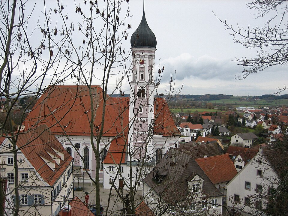 Terrassendach-Fachbetriebe in Burgau: Blick auf Stadtpfarrkirche – Foto: Alois Wüst Terrassendach-Fachbetriebe in Burgau: Blick auf Stadtpfarrkirche