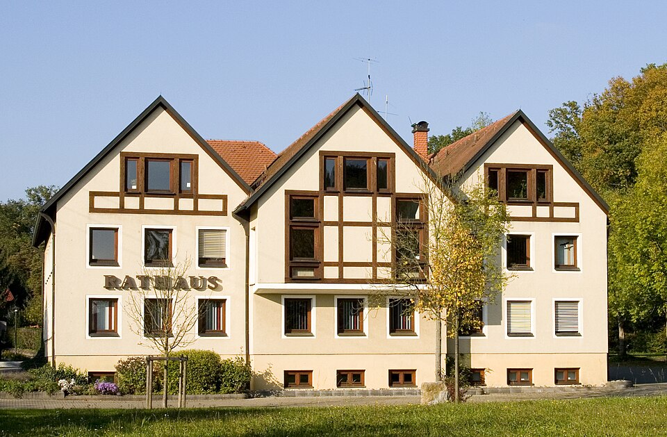 Terrassendach-Fachbetriebe in Dittelbrunn: Rathaus