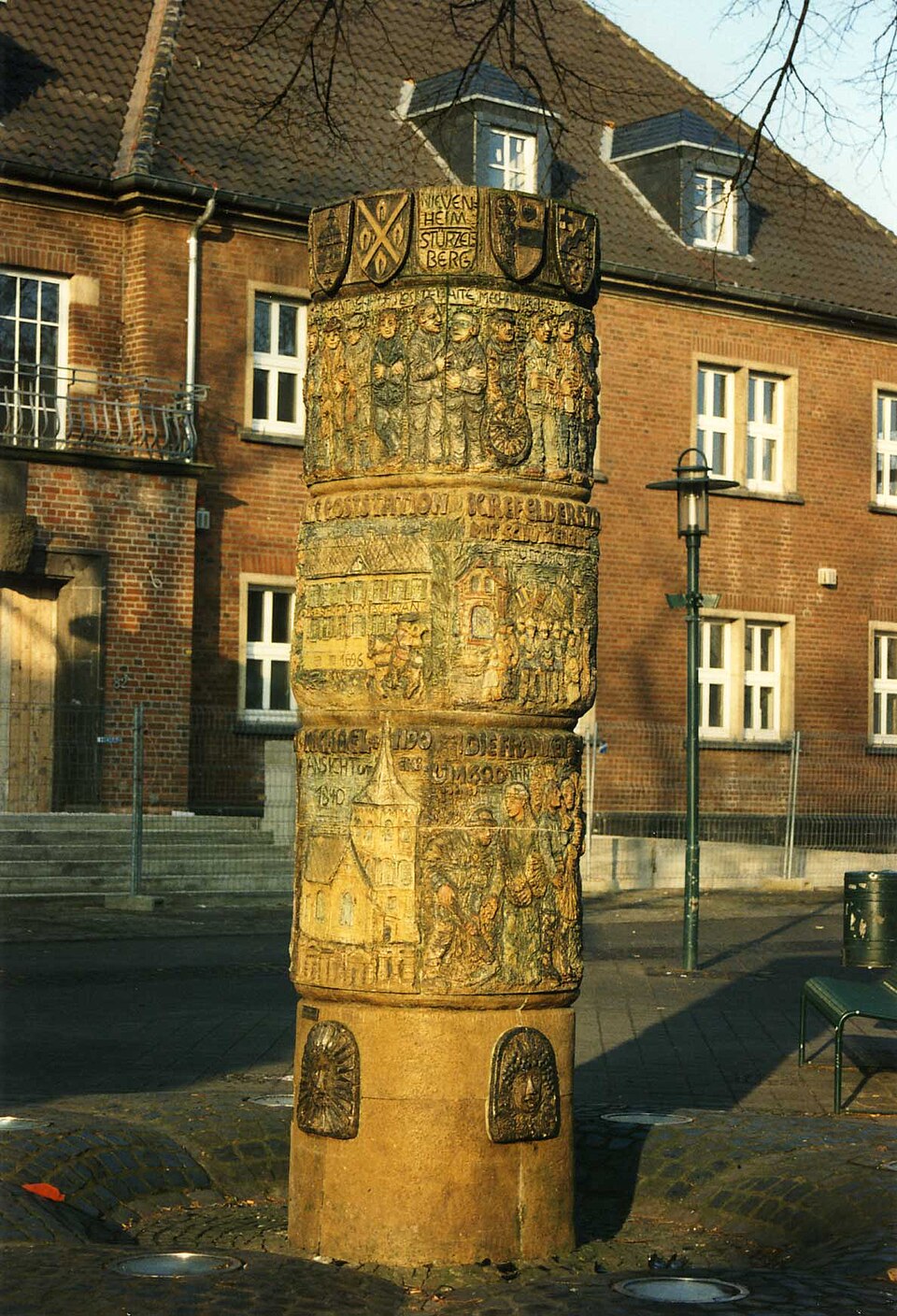 Terrassendach-Fachbetriebe in Dormagen: Rathausbrunnen
