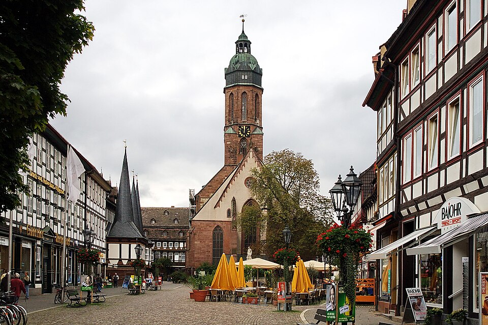 Terrassendach-Fachbetriebe in Einbeck: Marktplatz – Foto: losch Terrassendach-Fachbetriebe in Einbeck: Marktplatz