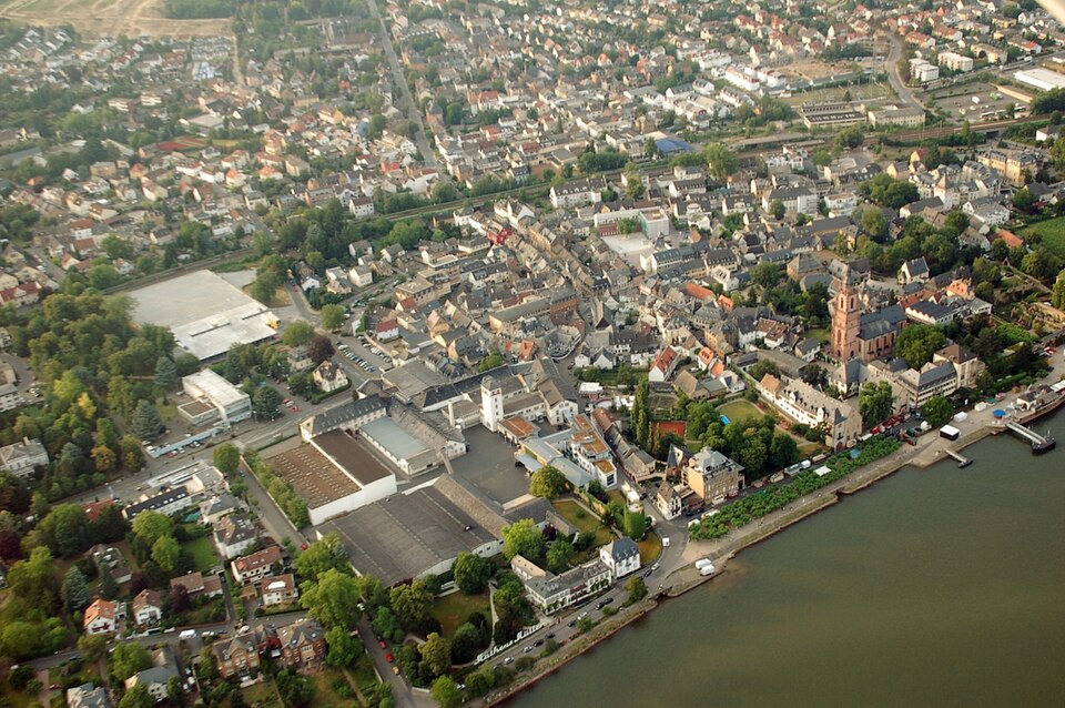 Terrassendach-Fachbetriebe in Eltville: Stadtansicht – Foto: Fritz Geller-Grimm Terrassendach-Fachbetriebe in Eltville: Stadtansicht