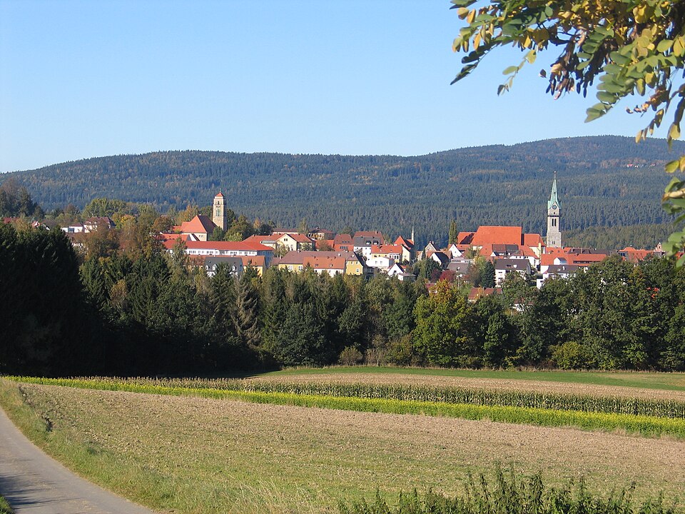 Terrassendach-Fachbetriebe in Erbendorf: Stadtansicht – Foto: Roland Wellenhöfer, Erbendorf Terrassendach-Fachbetriebe in Erbendorf: Stadtansicht