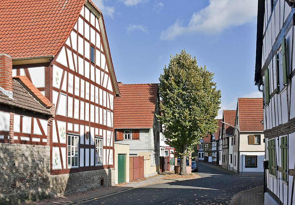 Terrassendach-Fachbetriebe in Erlensee: Langendiebach Fachwerkhäuser – Foto: Rudolf Stricker Terrassendach-Fachbetriebe in Erlensee: Langendiebach Fachwerkhäuser