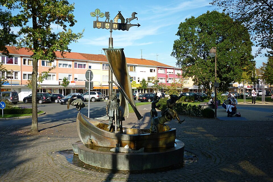Terrassendach-Fachbetriebe in Espelkamp: Breslauer Straße Brunnen – Foto: Hrz29vv Terrassendach-Fachbetriebe in Espelkamp: Breslauer Straße Brunnen