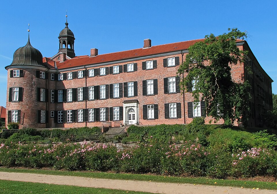 Terrassendach-Fachbetriebe in Eutin: Schloss – Foto: Darkone Terrassendach-Fachbetriebe in Eutin: Schloss