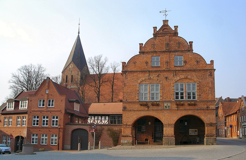 Terrassendach-Fachbetriebe in Gadebusch: Rathaus