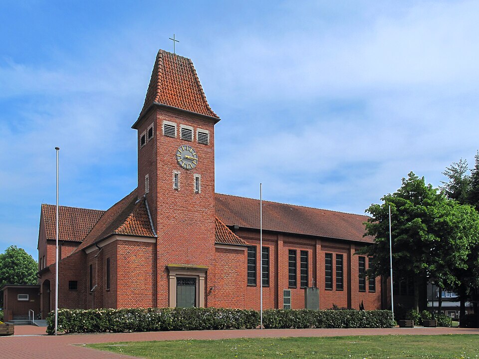 Terrassendach-Fachbetriebe in Geeste: Osterbrock, Sankt Isidorkirche – Foto: Michielverbeek Terrassendach-Fachbetriebe in Geeste: Osterbrock, Sankt Isidorkirche