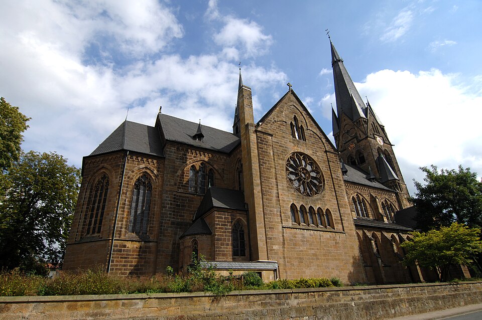 Terrassendach-Fachbetriebe in Georgsmarienhütte: Kirche – Foto: Varus111 Terrassendach-Fachbetriebe in Georgsmarienhütte: Kirche