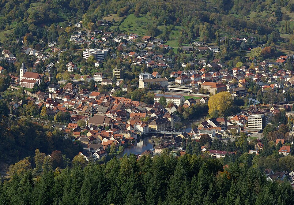 Terrassendach-Fachbetriebe in Gernsbach: Stadtansicht – Foto: Rainer Lück Terrassendach-Fachbetriebe in Gernsbach: Stadtansicht