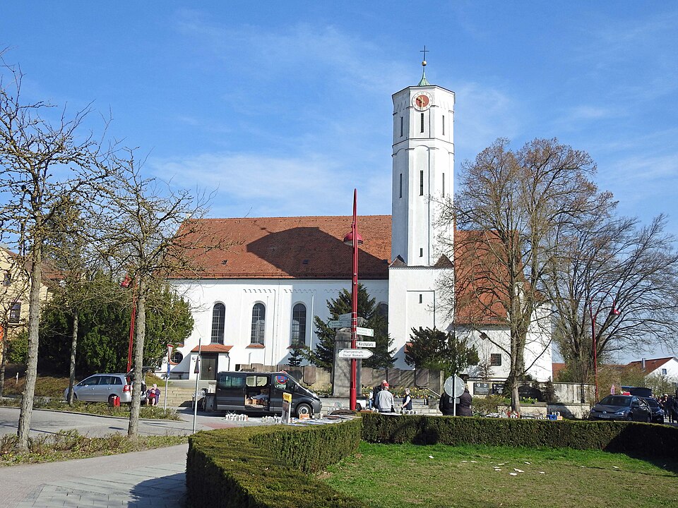 Terrassendach-Fachbetriebe in Gersthofen: Kirchpl, Stadtpfarrkirche – Foto: Flodur63 Terrassendach-Fachbetriebe in Gersthofen: Kirchpl, Stadtpfarrkirche