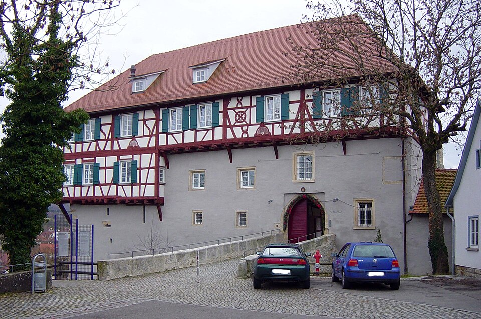 Terrassendach-Fachbetriebe in Gomaringen: Gomaringer Schloss – Foto: Weitbrecht Terrassendach-Fachbetriebe in Gomaringen: Gomaringer Schloss