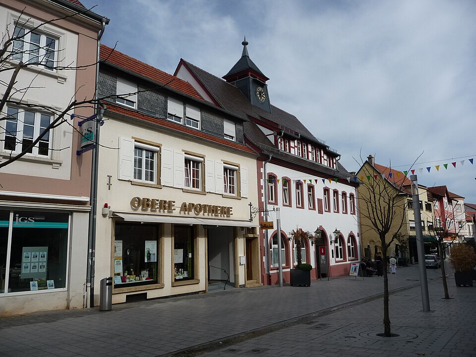 Terrassendach-Fachbetriebe in Grünstadt: Fussgaengerzone