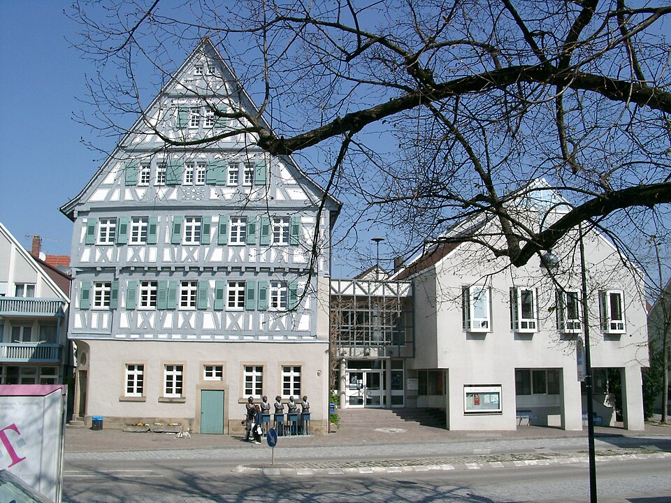 Terrassendach-Fachbetriebe in Güglingen: Rathaus – Foto: Rudolf Stricker Terrassendach-Fachbetriebe in Güglingen: Rathaus