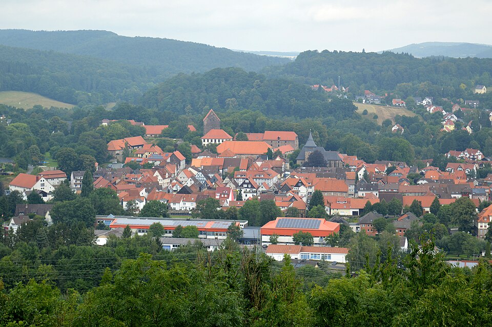 Terrassendach-Fachbetriebe in Hardegsen: Stadtansicht – Foto: Ragnar1904 Terrassendach-Fachbetriebe in Hardegsen: Stadtansicht