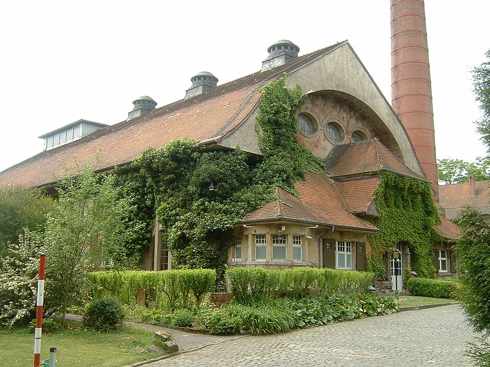 Terrassendach-Fachbetriebe in Hattersheim am Main: Stadtansicht – Foto: Peng 16:36, 22 May 2008 Terrassendach-Fachbetriebe in Hattersheim am Main: Stadtansicht