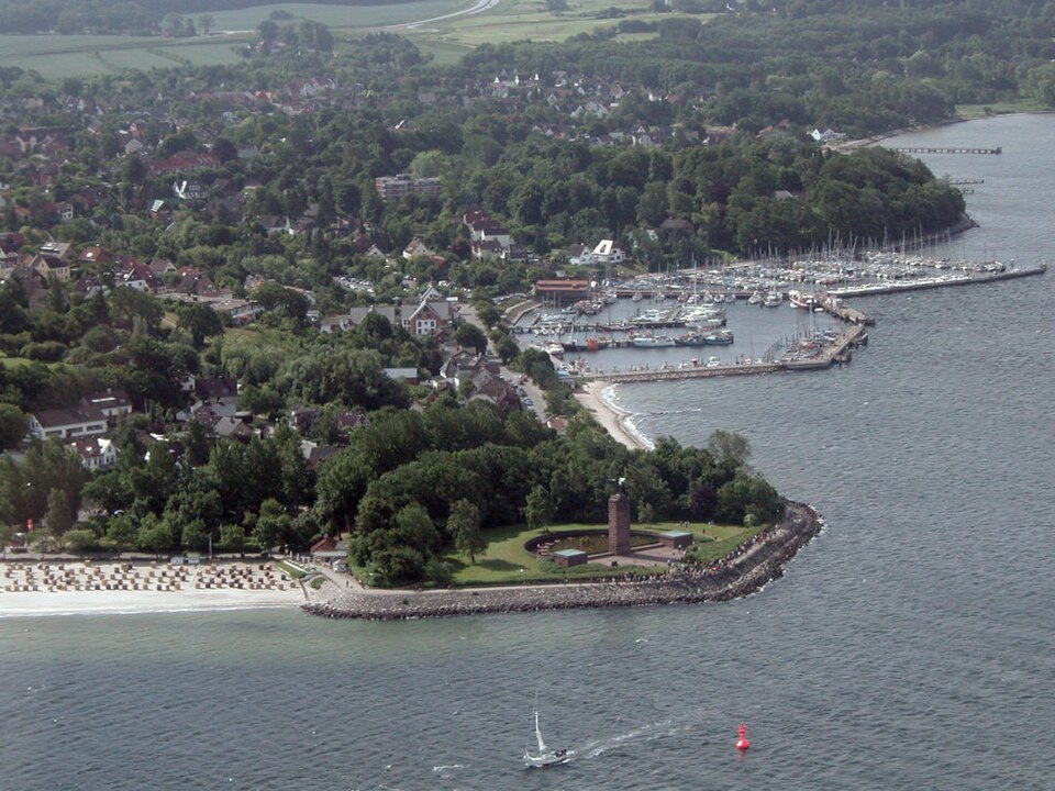 Terrassendach-Fachbetriebe in Heikendorf: Stadtansicht – Foto: Klaas Ole Kürtz Terrassendach-Fachbetriebe in Heikendorf: Stadtansicht