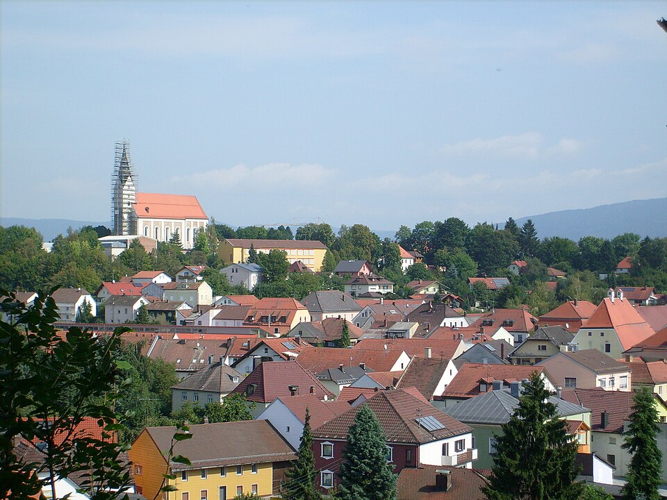 Terrassendach-Fachbetriebe in Hengersberg: Stadtansicht – Foto: SimonHGBG Terrassendach-Fachbetriebe in Hengersberg: Stadtansicht