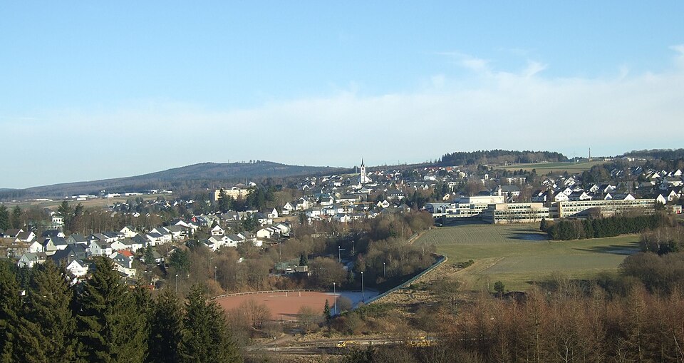 Terrassendach-Fachbetriebe in Hermeskeil: Stadtansicht – Foto: Hermeskeil Terrassendach-Fachbetriebe in Hermeskeil: Stadtansicht