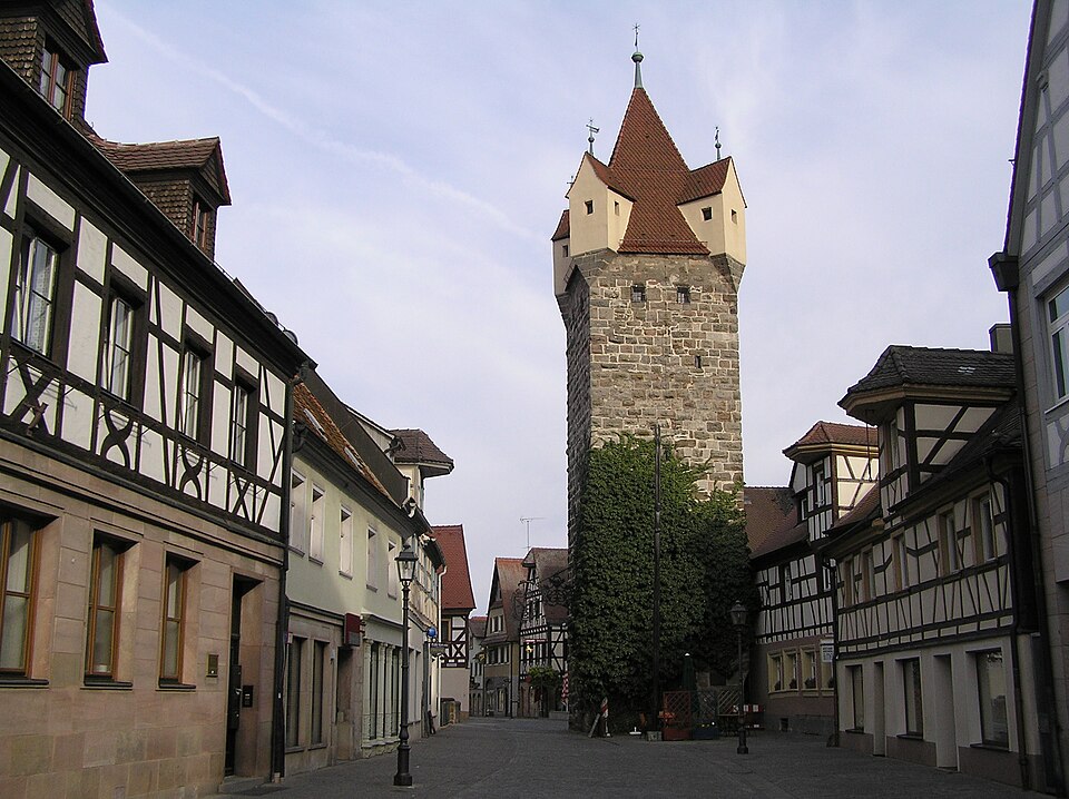 Terrassendach-Fachbetriebe in Herzogenaurach: Hauptstraße Fehnturm – Foto: Tilman AB Terrassendach-Fachbetriebe in Herzogenaurach: Hauptstraße Fehnturm