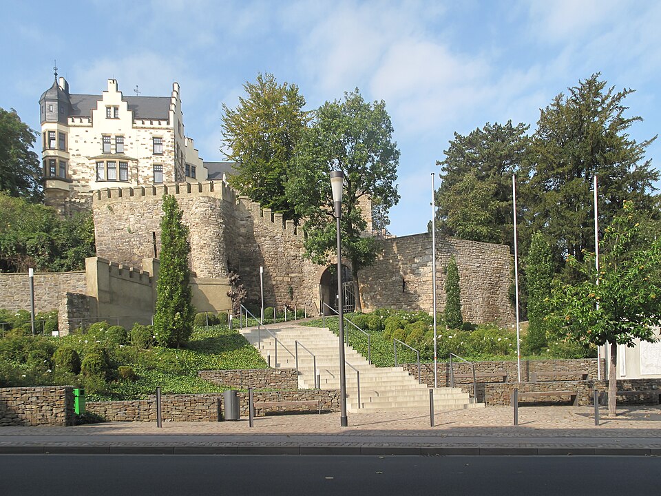 Terrassendach-Fachbetriebe in Herzogenrath: Burg – Foto: Michielverbeek Terrassendach-Fachbetriebe in Herzogenrath: Burg
