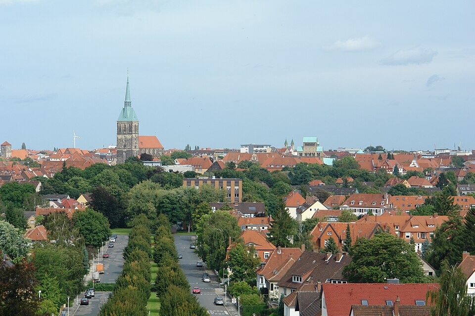 Terrassendach-Fachbetriebe in Hildesheim: Stadtansicht – Foto: Luchs3333 Terrassendach-Fachbetriebe in Hildesheim: Stadtansicht