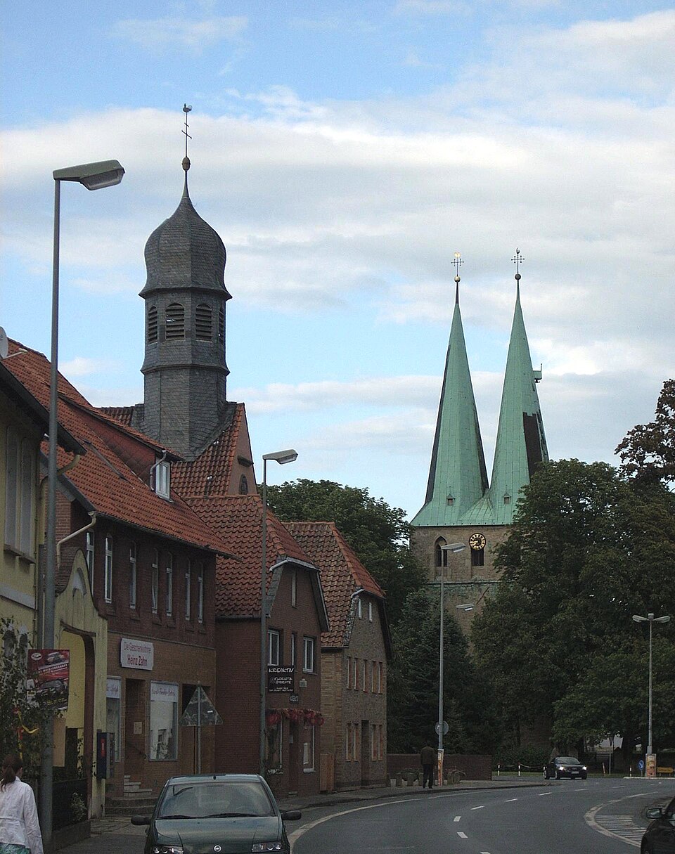 Terrassendach-Fachbetriebe in Hohenhameln: Stadtansicht – Foto: Rabanus Flavus Terrassendach-Fachbetriebe in Hohenhameln: Stadtansicht