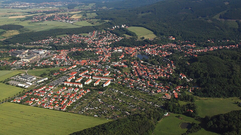 Terrassendach-Fachbetriebe in Ilsenburg: Stadtansicht – Foto: Wolkenkratzer Terrassendach-Fachbetriebe in Ilsenburg: Stadtansicht