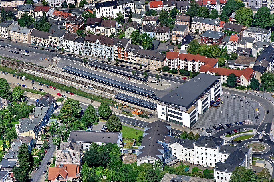 Terrassendach-Fachbetriebe in Iserlohn: Stadtbahnhof – Foto: Dr.G.Schmitz Terrassendach-Fachbetriebe in Iserlohn: Stadtbahnhof