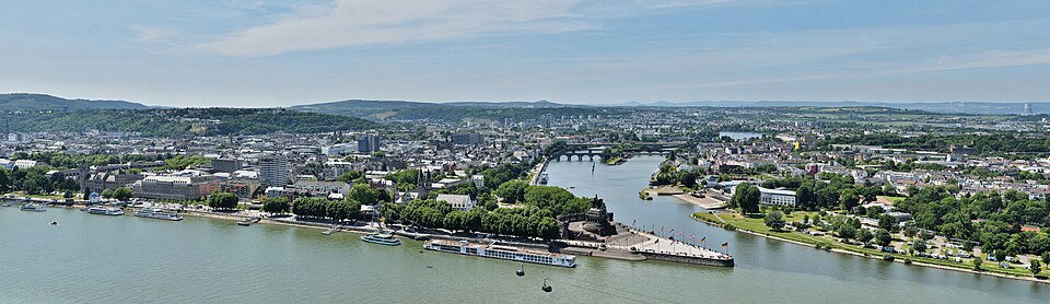 Terrassendach-Fachbetriebe in Koblenz: Panorama – Foto: Taxiarchos228 Terrassendach-Fachbetriebe in Koblenz: Panorama