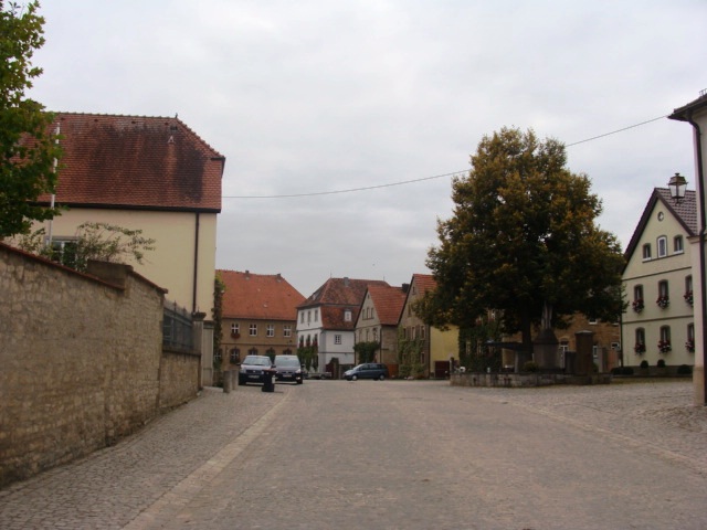 Terrassendach-Fachbetriebe in Kolitzheim: Ensemble Marktplatz – Foto: Monandowitsch Terrassendach-Fachbetriebe in Kolitzheim: Ensemble Marktplatz