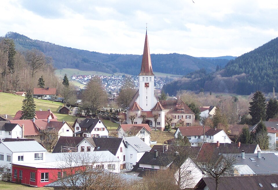 Terrassendach-Fachbetriebe in Lahr/Schwarzwald: Kuhbach b. Lahr, Ortsansicht mit Pfarrkirche
