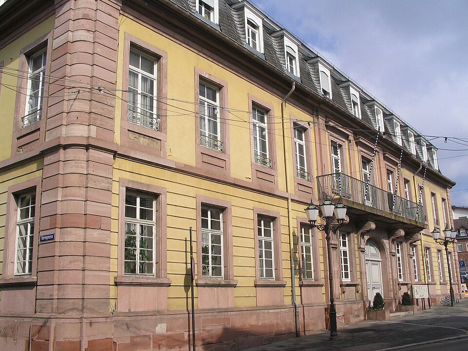 Terrassendach-Fachbetriebe in Leimen: Rathaus – Foto: Wikimedia-Autor Terrassendach-Fachbetriebe in Leimen: Rathaus