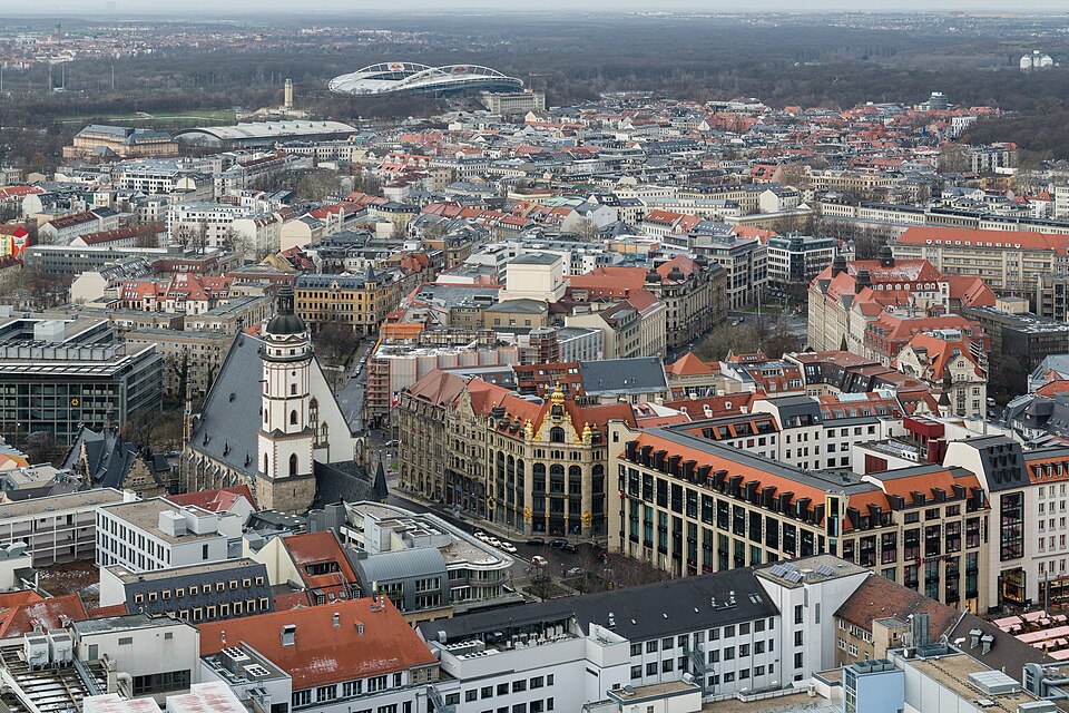 Terrassendach-Fachbetriebe in Leipzig: Innenstadt mit Thomaskirche von Panorama