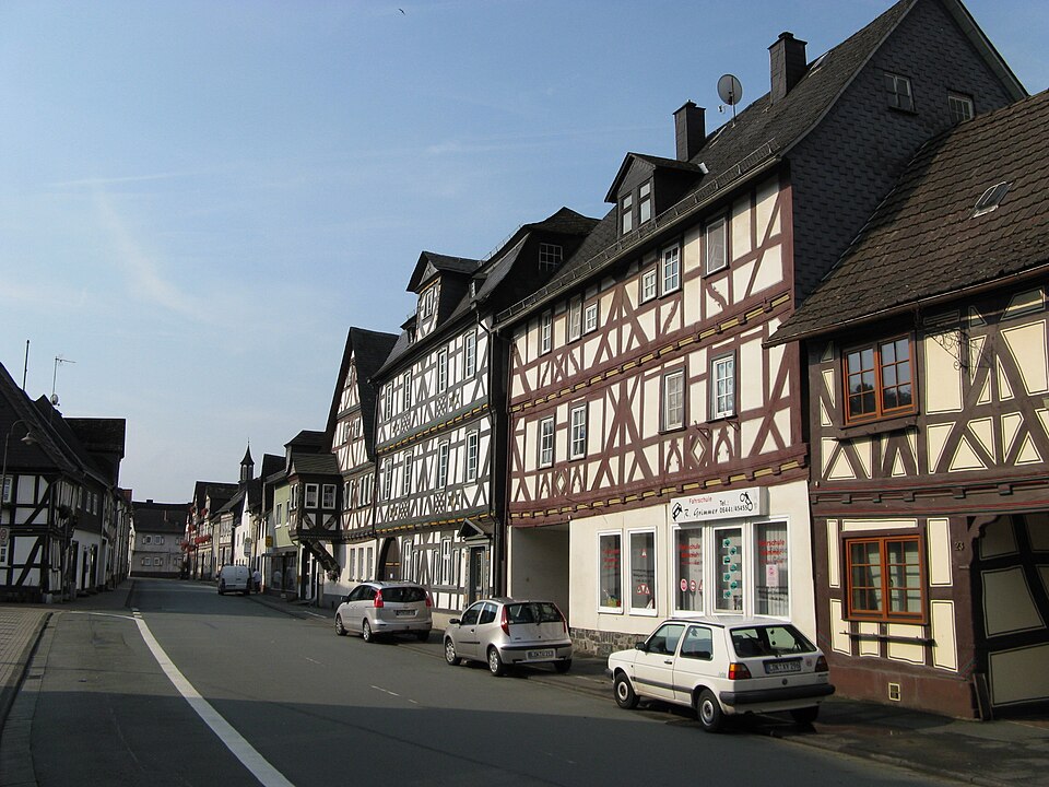 Terrassendach-Fachbetriebe in Leun: Stadtansicht – Foto: Leparisien Terrassendach-Fachbetriebe in Leun: Stadtansicht