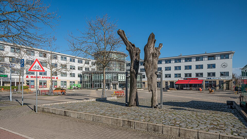 Terrassendach-Fachbetriebe in Ludwigsfelde: Rathaus – Foto: A.Savin Terrassendach-Fachbetriebe in Ludwigsfelde: Rathaus