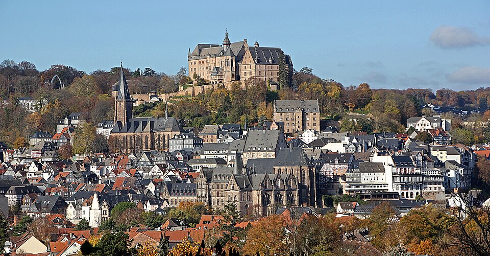 Terrassendach-Fachbetriebe in Marburg: Stadtansicht – Foto: Heinrich Stürzl Terrassendach-Fachbetriebe in Marburg: Stadtansicht