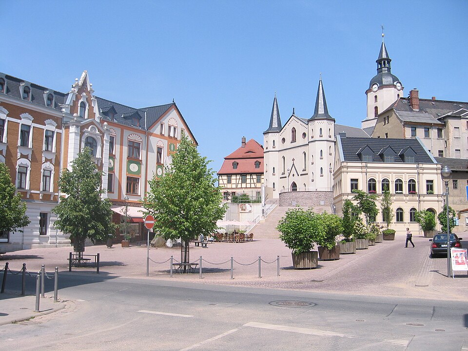 Terrassendach-Fachbetriebe in Meerane: Teichplatz – Foto: Hodilo Terrassendach-Fachbetriebe in Meerane: Teichplatz